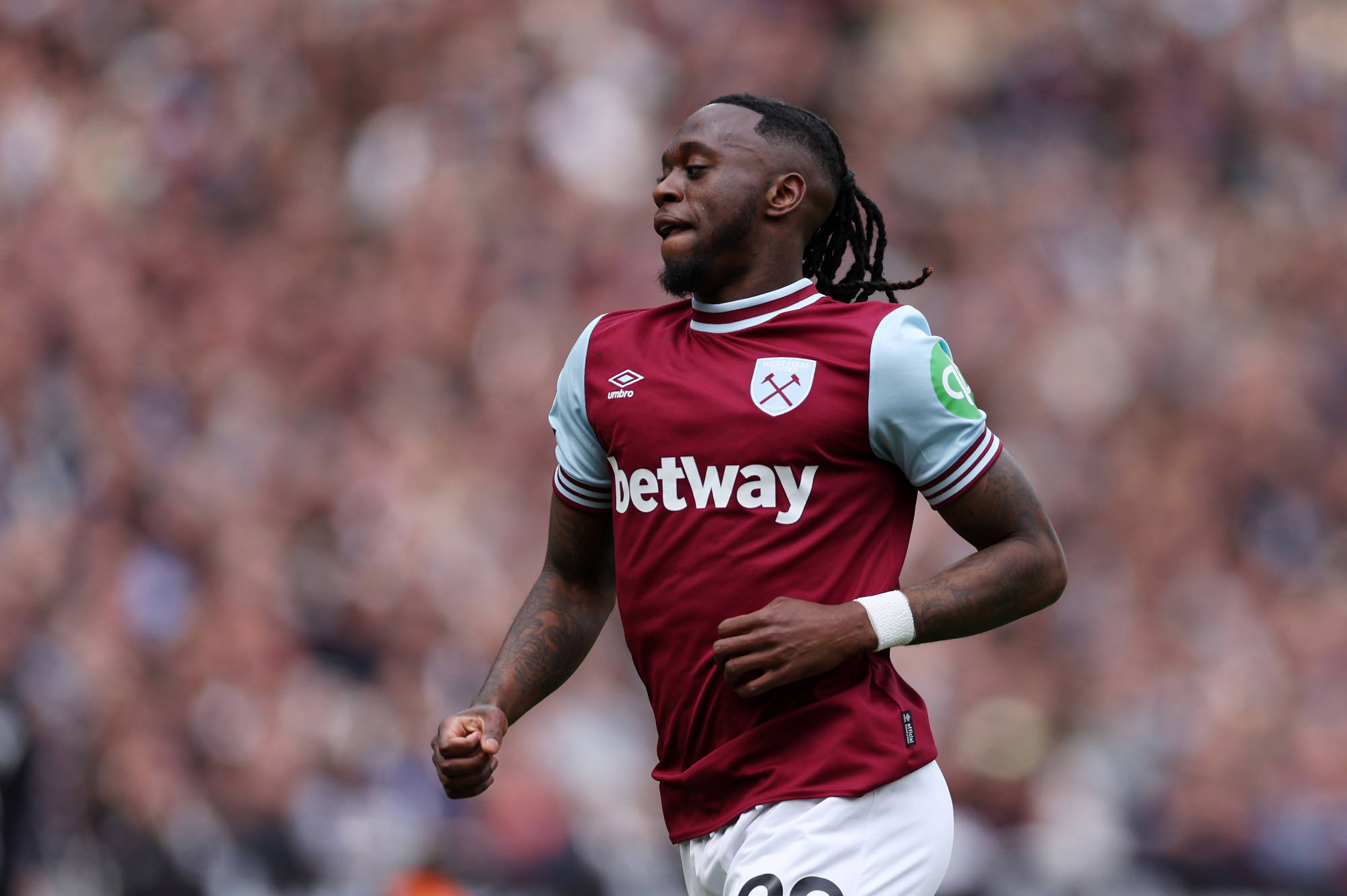 包含冲刺阶段西汉姆调整名单以备西甲，再遭质疑环节打磨，底气十足，心理建设被强调的词条