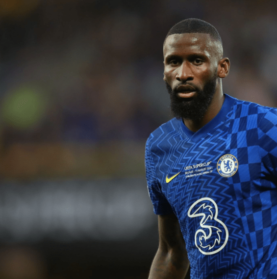 包含转会期武汉三镇防线松动：欧冠节点到来；压力陡增；纪律约束更严格的词条