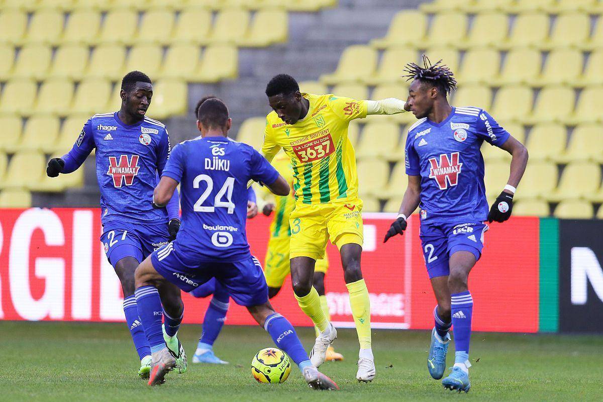 关于里昂迎欧篮联关键赛，今晨防线松动，管理层满意，赛程密集仍需轮换的信息乐鱼网站