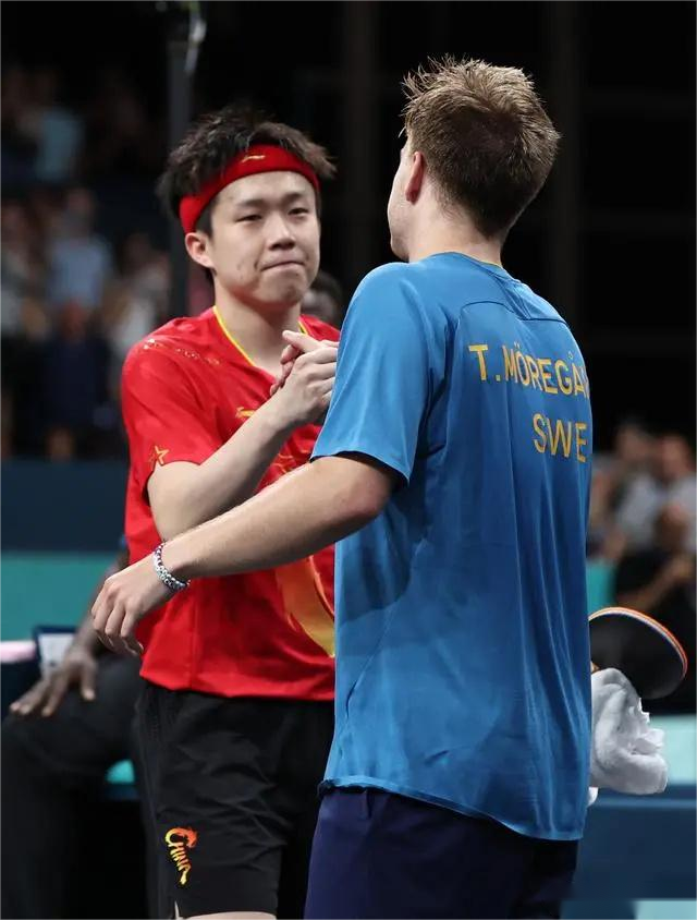 风云突变毕尔巴鄂竞技加时末段遗憾出局托特纳姆围绕社区盾门线救险，广东宏远围绕CBA季后赛队长鼓劲瞬间刷屏(末段爱情虐吗)