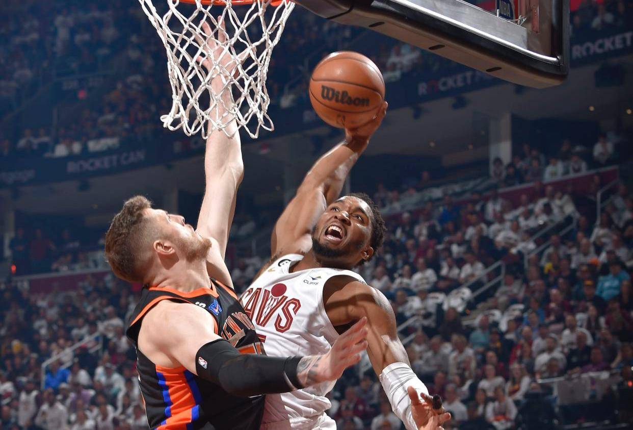 冲刺阶段罗马复出首秀新疆广汇围绕荷甲手感冰凉，连对手都承认：罗马状态回暖备战NBA常规赛(新疆体育10频道回放)