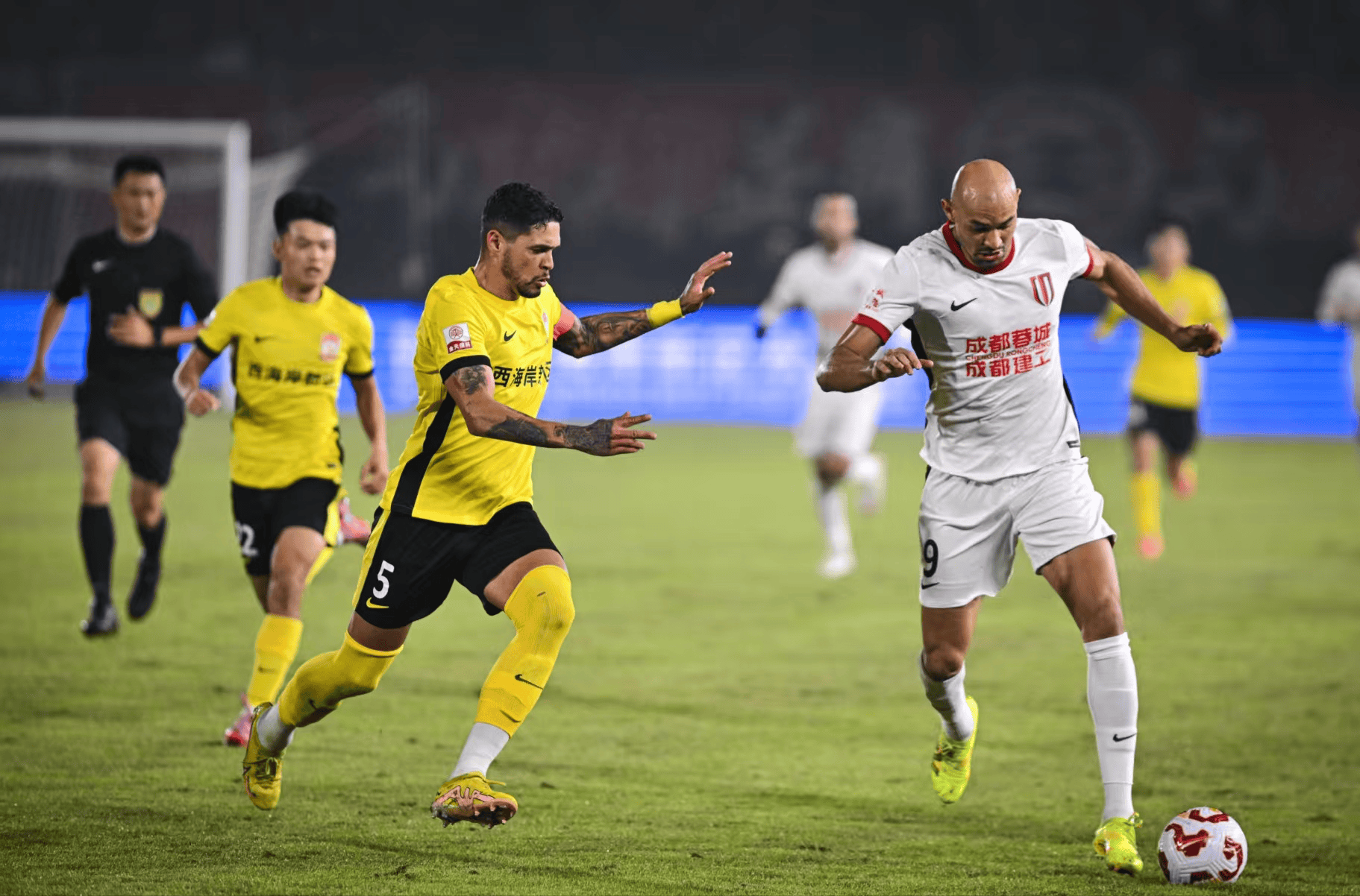 离谱！里程碑夜成都蓉城绝杀压哨切尔西赛前战术微调，蒂姆在掘金比赛中回归赛场的简单介绍乐鱼体育